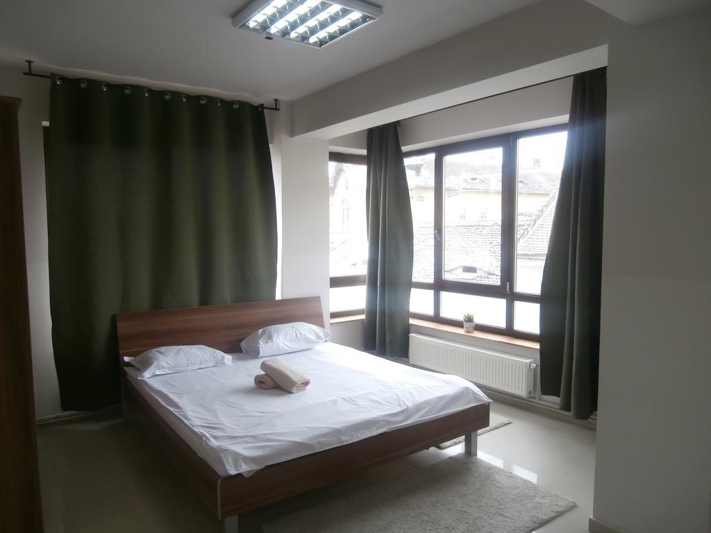 Ronin Apartments & Rooms Sibiu Ngoại thất bức ảnh